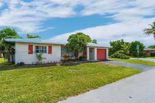 7108 NW 76th Ct, Tamarac, FL 33321 - Photo 2