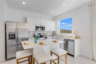 35707 SW 179 Ct, Miami, FL 33034 - Photo 4