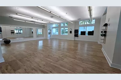 1900 N Bayshore Dr #1617, Miami, FL 33132 - Photo 22