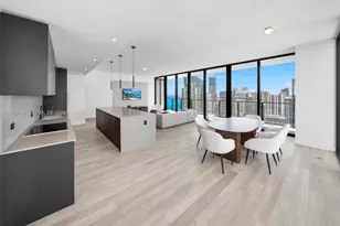 20 NE 11th St, Miami Beach, FL 33139 - Photo 2