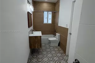 817 Tyler St, Hollywood, FL 33019 - Photo 6