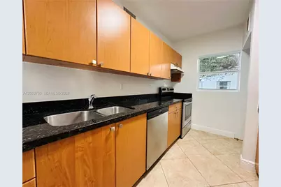 946 Bay Dr #7, Miami Beach, FL 33141 - Photo 12