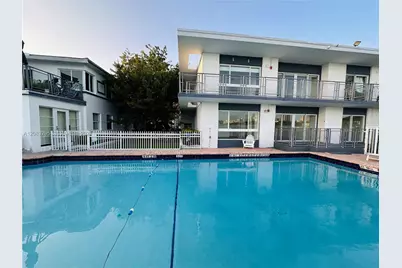 946 Bay Dr #7, Miami Beach, FL 33141 - Photo 32