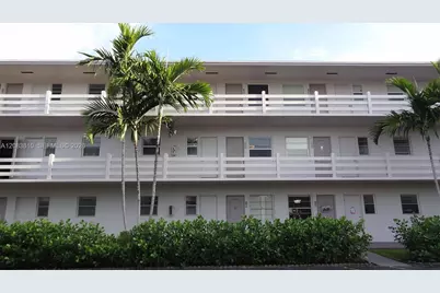 700 Layne Blvd #319, Hallandale Beach, FL 33009 - Photo 2