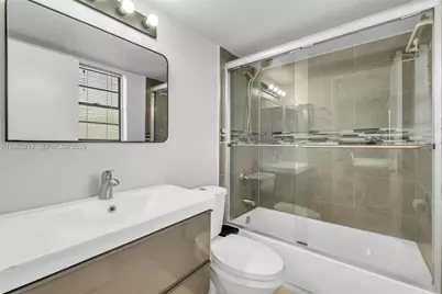 18226 Mediterranean Blvd #7-16, Hialeah, FL 33015 - Photo 26