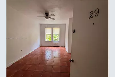 1615 Pennsylvania Ave #29, Miami Beach, FL 33139 - Photo 2