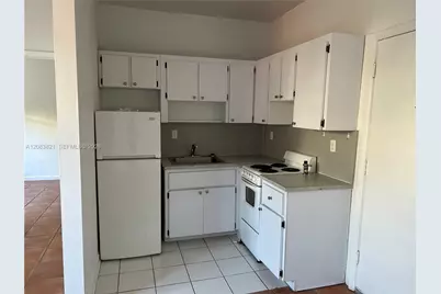 1615 Pennsylvania Ave #29, Miami Beach, FL 33139 - Photo 4