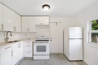 5714 NW 21th Ave., Miami, FL 33142 - Photo 4