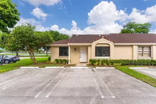 6552 NW 172nd Ln, Hialeah, FL 33015 - Photo 1