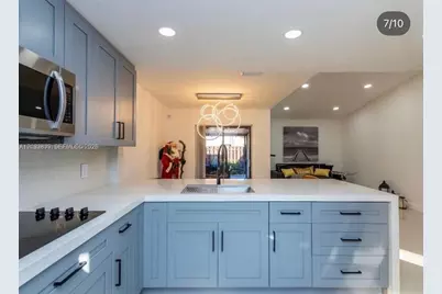 6552 NW 172nd Ln, Hialeah, FL 33015 - Photo 8