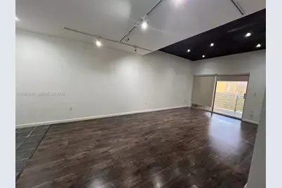 9715 Fontainebleau Blvd #E308, Miami, FL 33172 - Photo 10