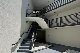 9715 Fontainebleau Blvd, Miami, FL 33172 - Photo 2
