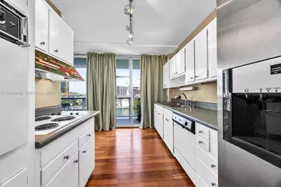 900 Bay Dr #601, Miami Beach, FL 33141 - Photo 16