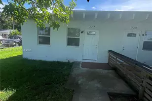26741 SW 139th Ave, Homestead, FL 33032 - Photo 2