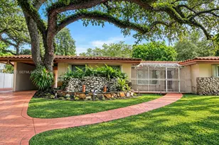2161 NE 190th Terrace, Miami, FL 33179 - Photo 2