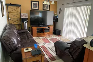 7321 Fairway Blvd, Miramar, FL 33023 - Photo 4
