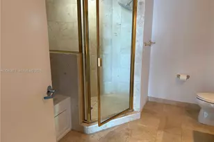 1800 N Bayshore Dr, Miami, FL 33132 - Photo 20