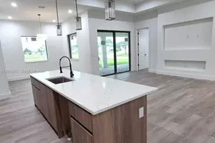 3301 NW 5th St, Cape Coral, FL 33993 - Photo 12