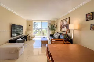 8900 Washington Blvd, Pembroke Pines, FL 33025 - Photo 6