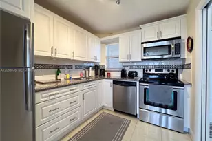8900 Washington Blvd, Pembroke Pines, FL 33025 - Photo 2
