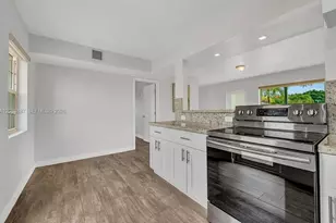 11250 SW 46th St, Miami, FL 33165 - Photo 8