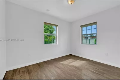 11250 SW 46th St, Miami, FL 33165 - Photo 18