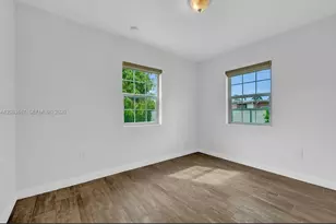 11250 SW 46th St, Miami, FL 33165 - Photo 18