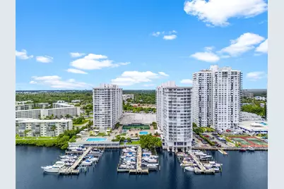 18071 Biscayne Blvd #PH04 & PH03, Aventura, FL 33160 - Photo 22