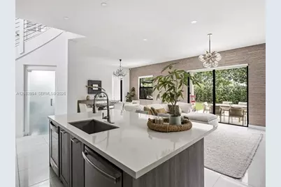 15603 NW 88th Ave, Miami Lakes, FL 33018 - Photo 18