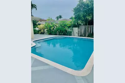 4555 N Jefferson Ave, Miami Beach, FL 33140 - Photo 30