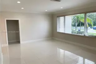 4555 N Jefferson Ave, Miami Beach, FL 33140 - Photo 4