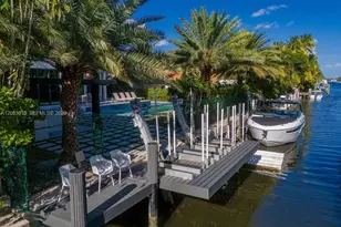 521 Holiday Dr, Hallandale Beach, FL 33009 - Photo 40