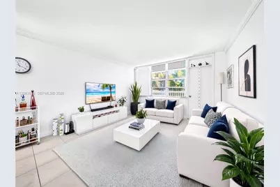 2016 Bay Dr #203, Miami Beach, FL 33141 - Photo 2
