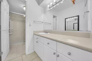 2016 Bay Dr, Miami Beach, FL 33141 - Photo 18