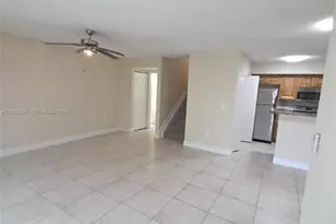 12142 St.Andrews Pl, Miramar, FL 33025 - Photo 2