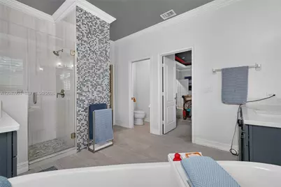 9970 Rookery Cir, Other City - In The State Of Florida, FL 33928 - Photo 36