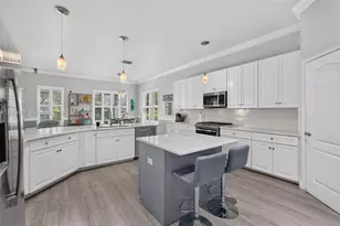 9970 Rookery Cir, Other City - In The State Of Florida, FL 33928 - Photo 16