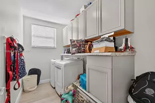 9970 Rookery Cir, Other City - In The State Of Florida, FL 33928 - Photo 28