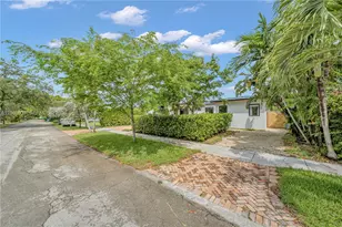 3261 SW 16th Ln, Miami, FL 33145 - Photo 42