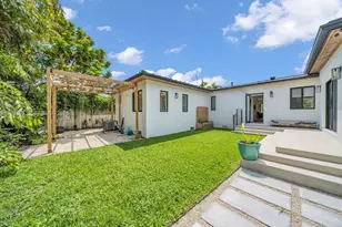 3261 SW 16th Ln, Miami, FL 33145 - Photo 32