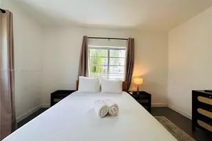 1032 Michigan Ave, Miami Beach, FL 33139 - Photo 20