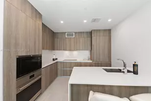 17550 Collins Ave, Sunny Isles Beach, FL 33160 - Photo 10