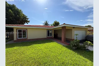 8250 NW 66th Ter, Tamarac, FL 33321 - Photo 1