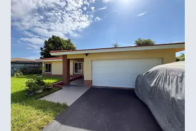 8250 NW 66th Ter, Tamarac, FL 33321 - Photo 2
