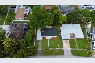 810 Wyoming Ave, Fort Lauderdale, FL 33312 - Photo 4