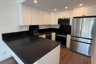 2900 NE 30th St, Fort Lauderdale, FL 33306 - Photo 12