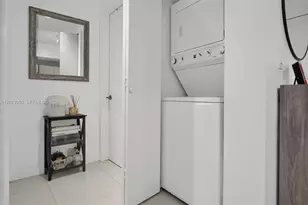 1010 SW 2nd Ave, Miami, FL 33130 - Photo 10