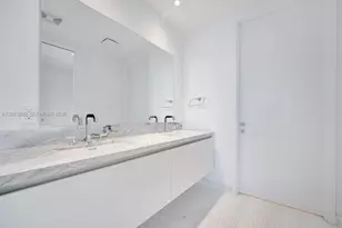 700 NE 26th Terrace, Miami, FL 33137 - Photo 22