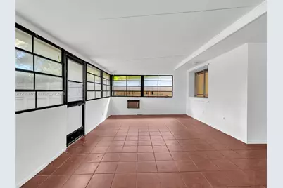 2408 N 35th Ave, Hollywood, FL 33021 - Photo 12