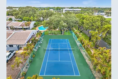 2408 N 35th Ave, Hollywood, FL 33021 - Photo 52